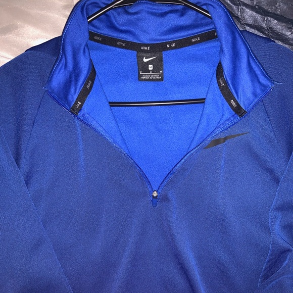 Nike Men's Dri-FIT Victory ½ Zip Golf Pullover - M - Picture 5 of 5